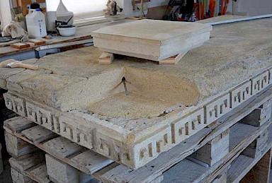 Natural stone supplementing, base plate
