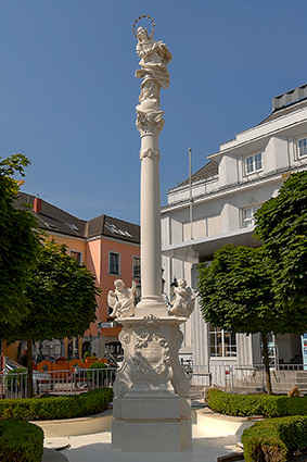 Marian column, after completion