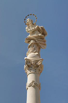 Sculpture of Maria, after completion