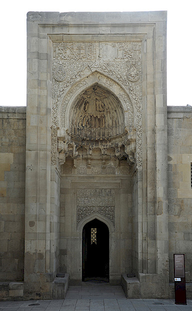 Entrance area grave, pre-state