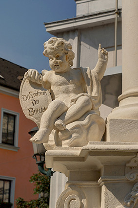 Putto left-hand side, after completion