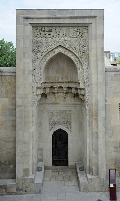 Entrance area grave, after completion